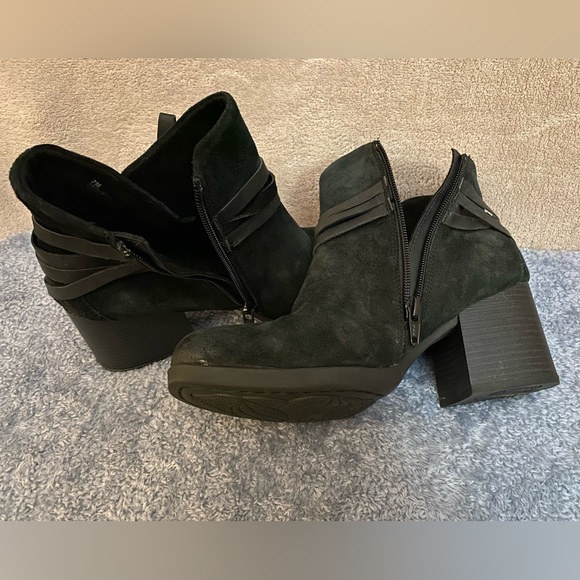 NWOT B.O.C. Leather zip ankle booties low heel - Picture 7 of 8